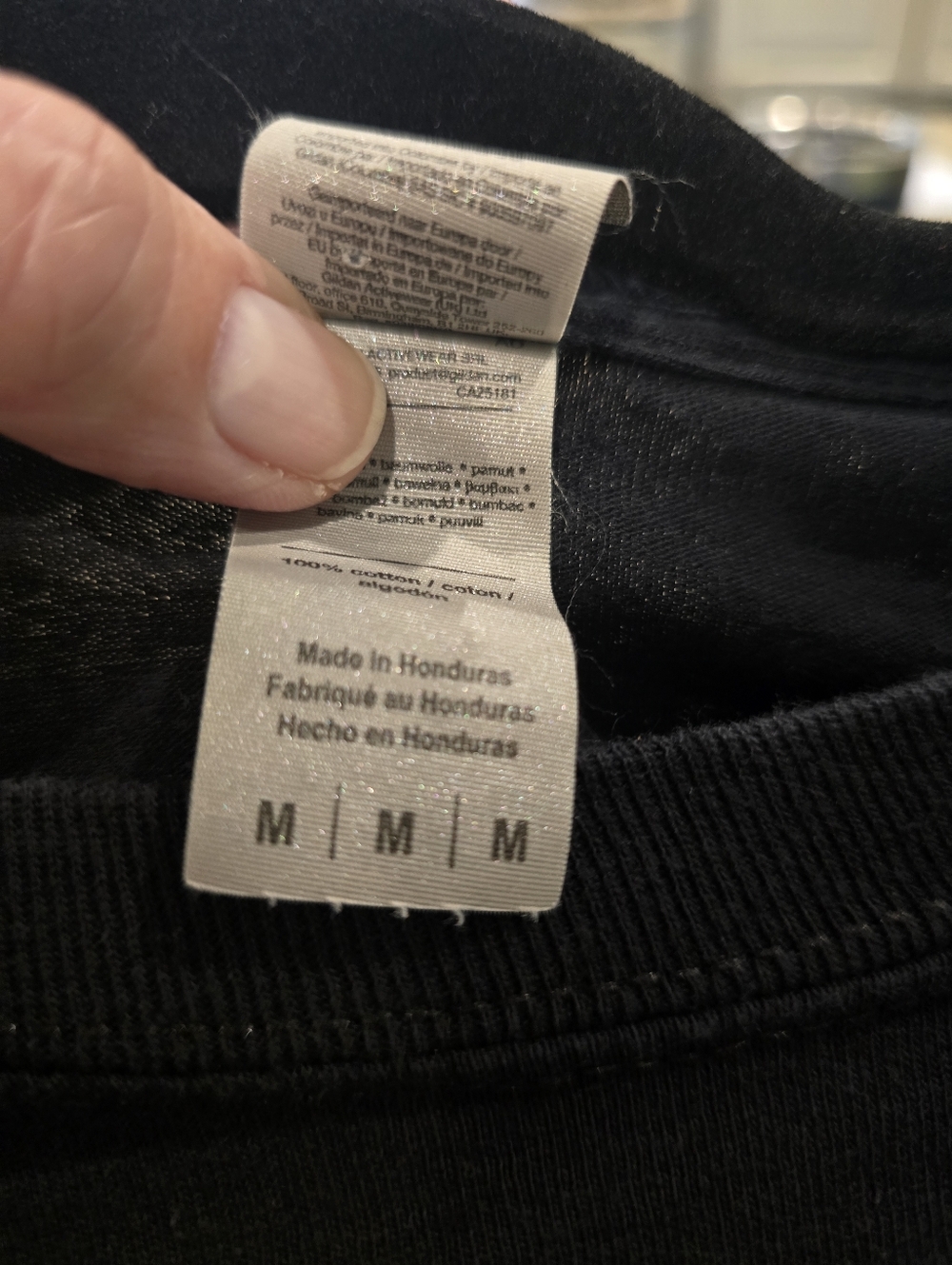 Gildan Black Crewneck Sweatshirt - Picture 4 of 4